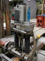 �����J�N�m�~�̎��^�]