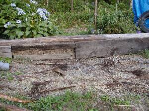 �����Ɋ�b�R���N���[�g�p�̍���o���X���������B